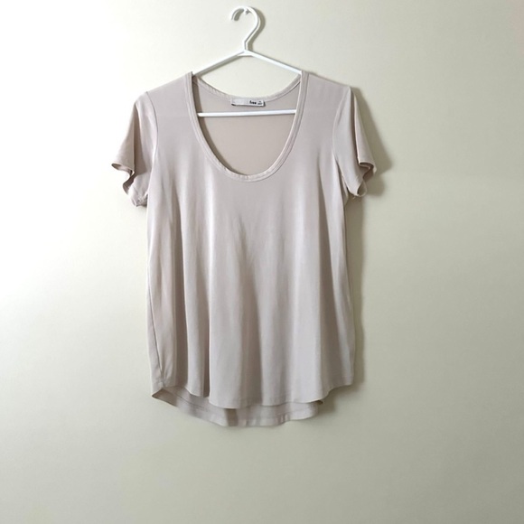 Aritzia Matte Pearl Set - Picture 3 of 6